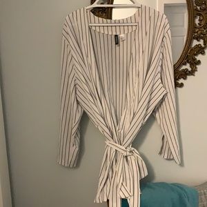COPY - H&M black/white striped shirt jacket open front 3x